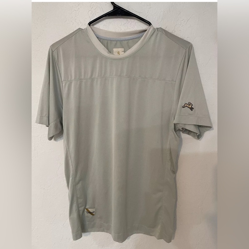 Tracksmith twilight t shirt men’s size small